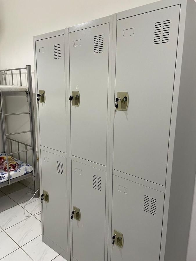 Decent Boys Hostel In Center Of Bur Dubai Next To Burjuman Metro Station With All Free Facilities Εξωτερικό φωτογραφία